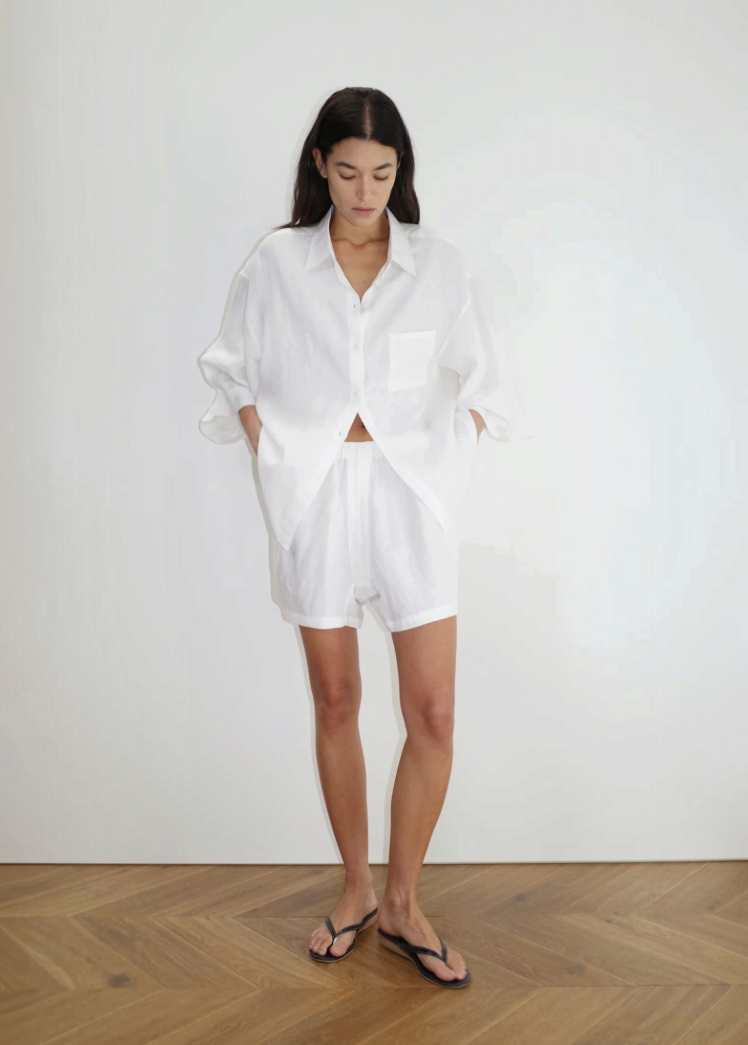 KABE SHOP INC 03 Set featuring an oversized white stone-washed French linen shirt and matching loose boxer shorts.