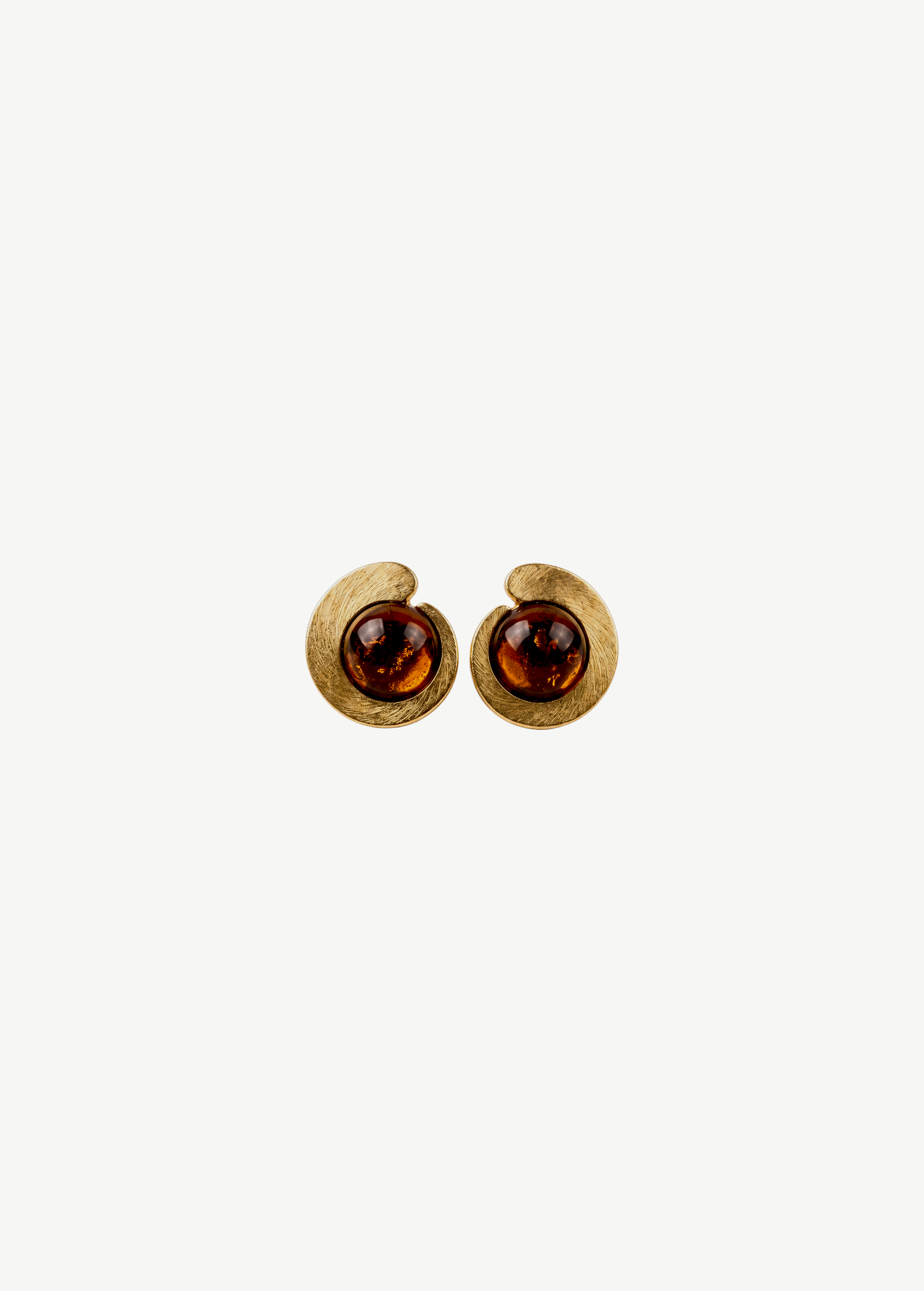 KABE SHOP INC tortoise stone earrings with a gold-plated sculptural frame and vintage-inspired design.