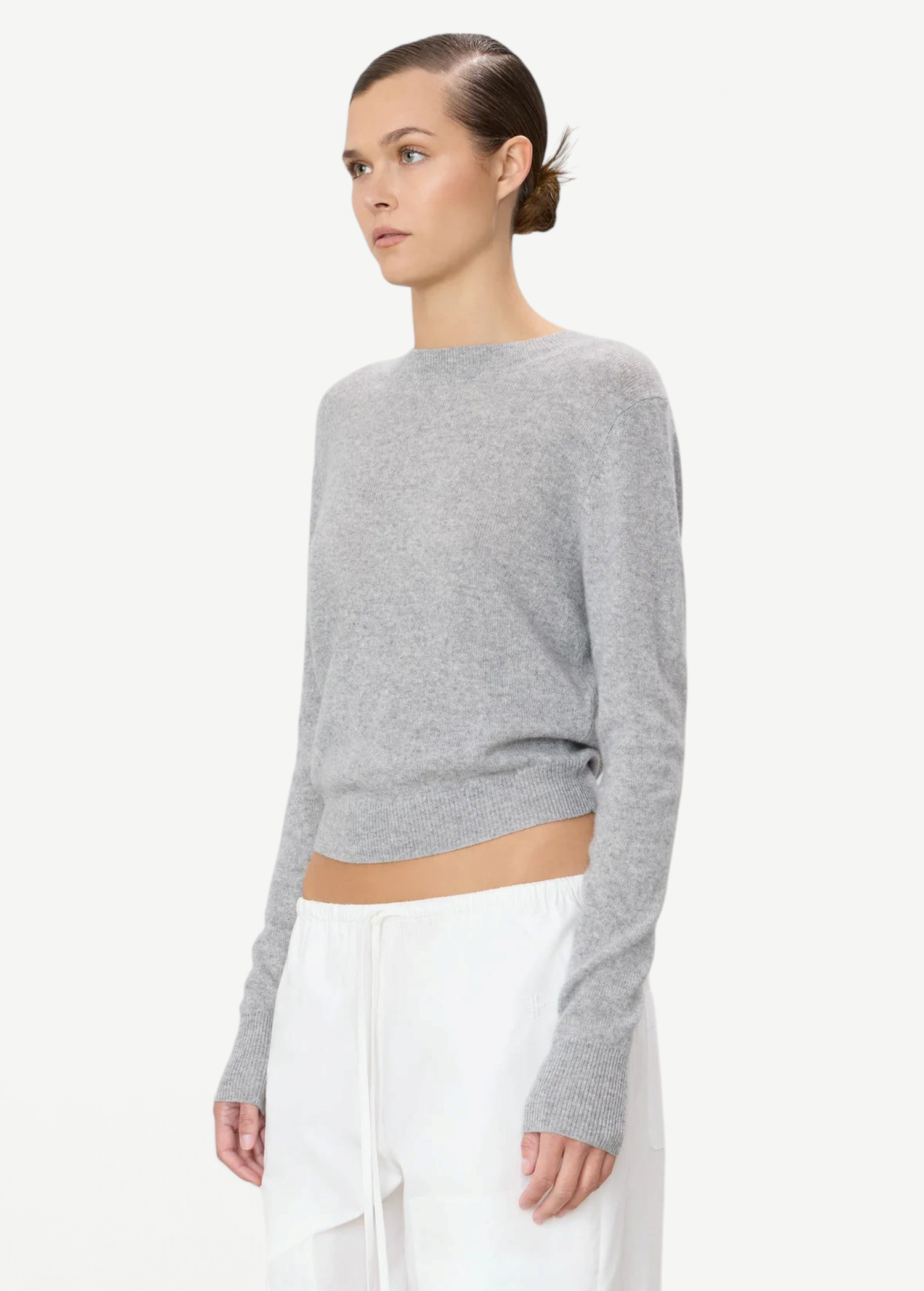 KABE SHOP INC Francis grey cashmere sweater with a slim fit and cropped length worn by a model