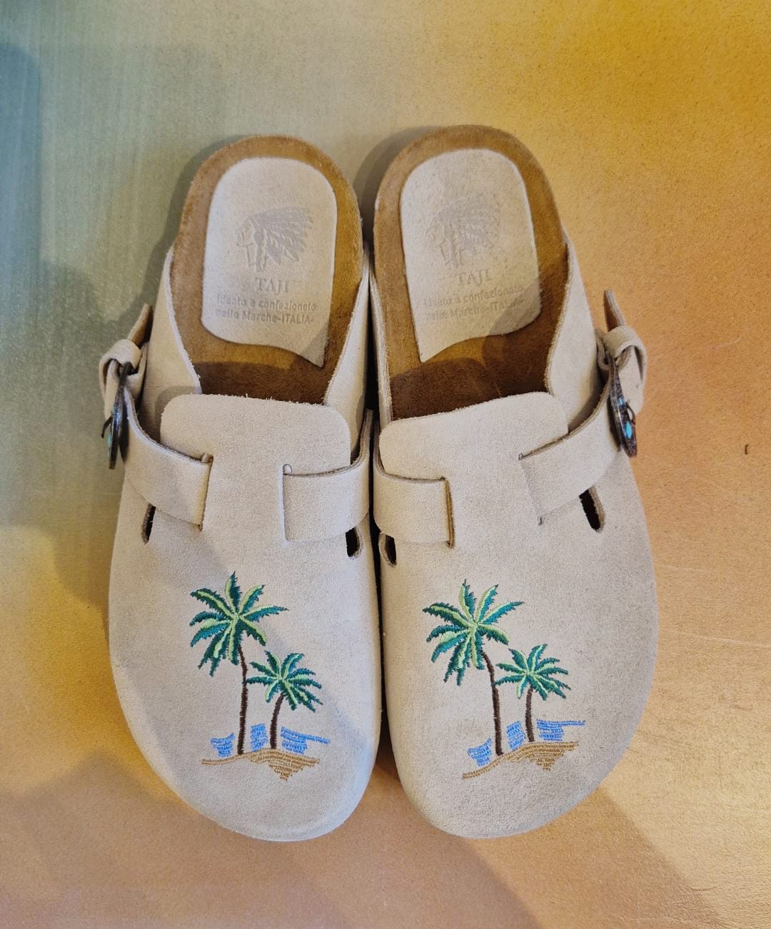 Sabot Palm Shoes