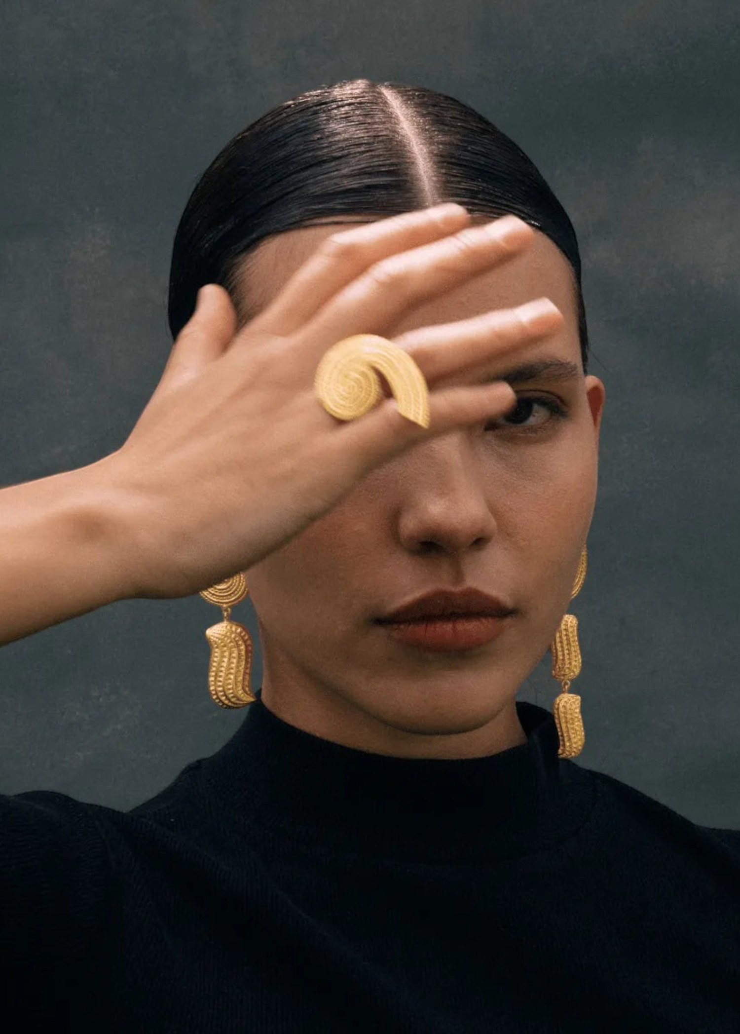 Nisqakuna Ring