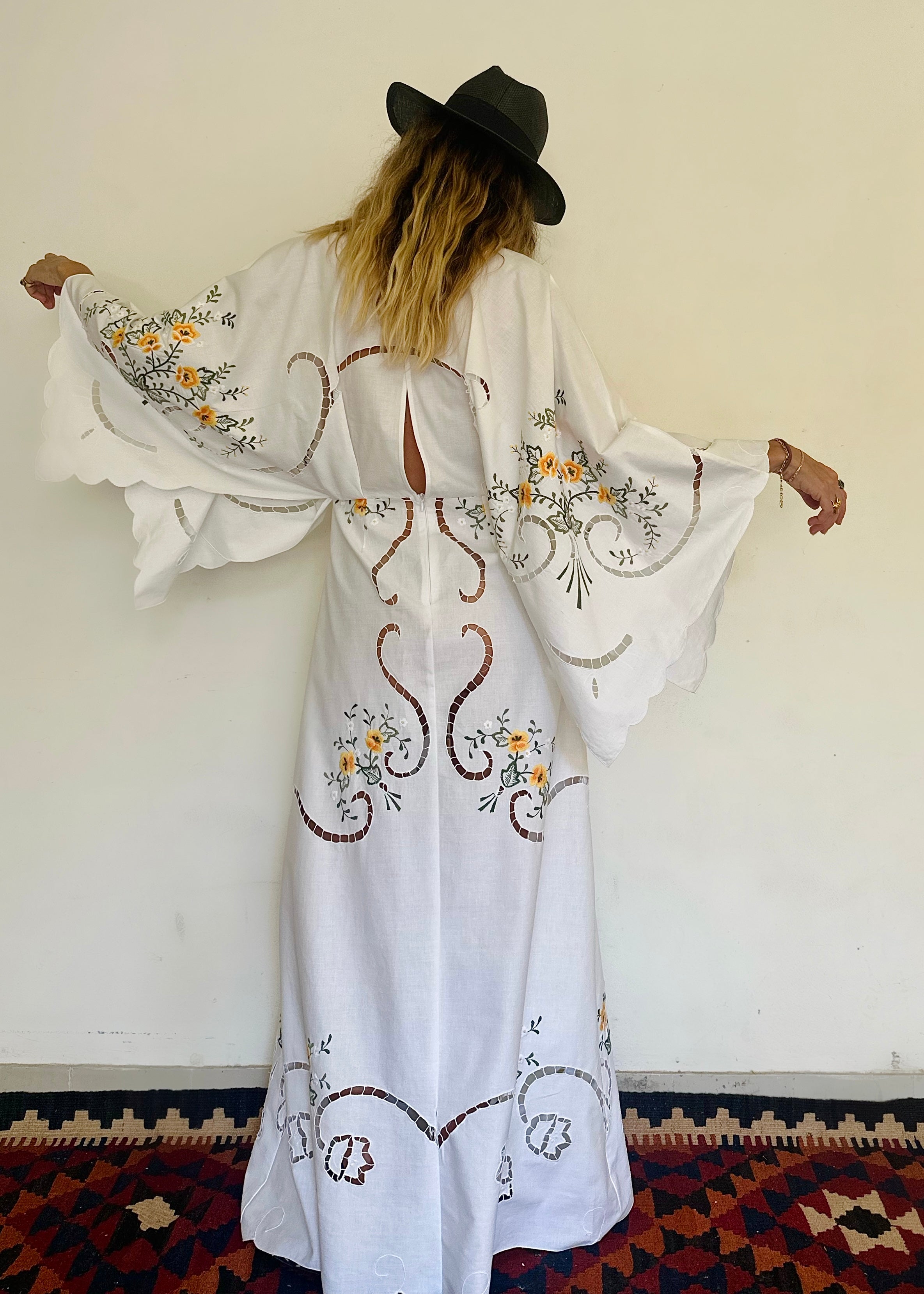 Wide Sleeve Maxi Dress 4 KABE SHOP INC Wide Sleeve Maxi Dress 4 KABE SHOP INC